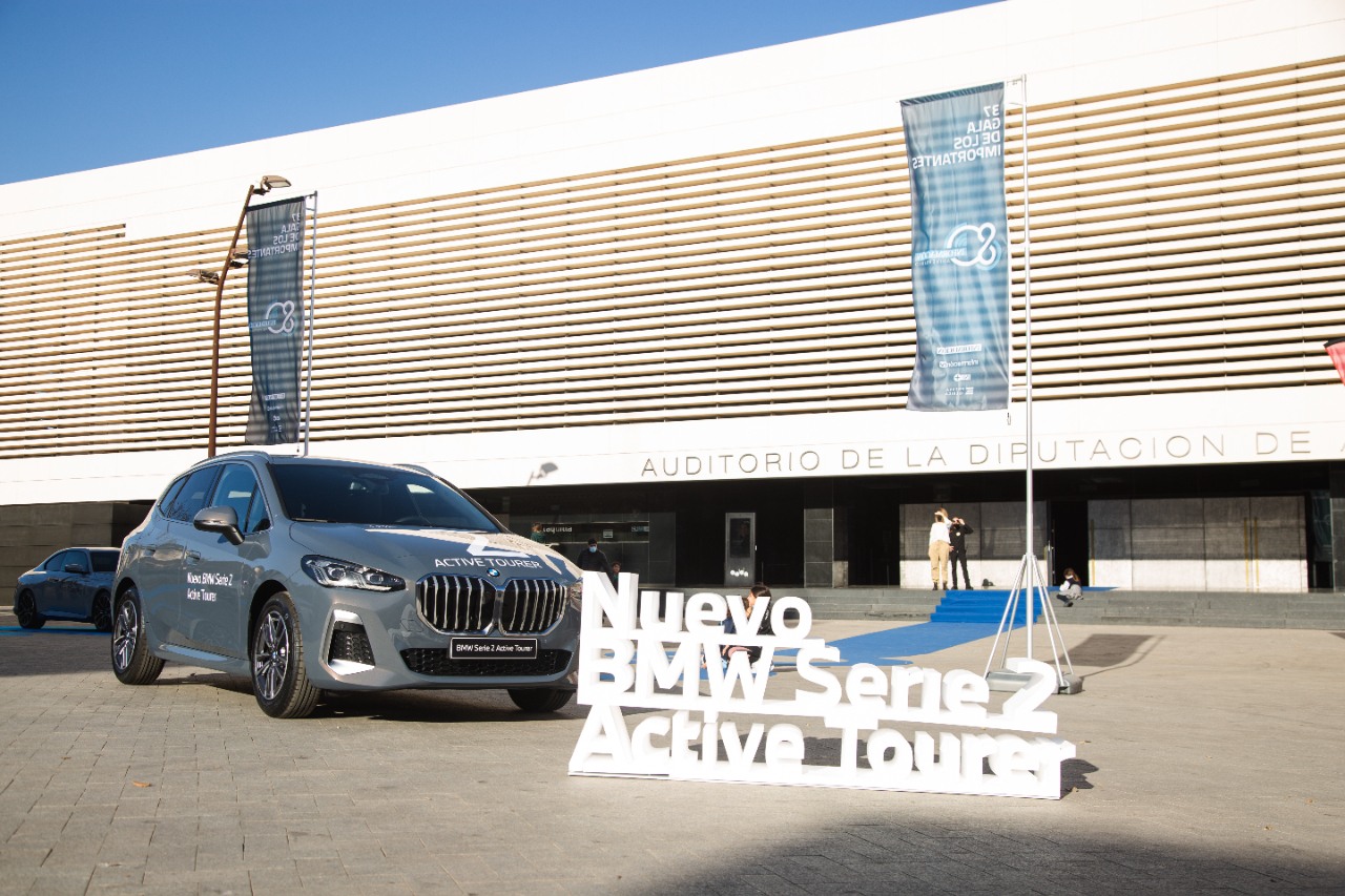 Nuevo BMW Serie 2 Active Tourer en la Gala de los premios Importantes de Información // Marzo 2022